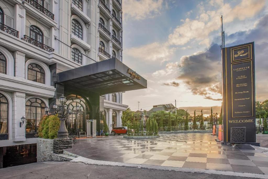 Lafayette Boutique Hotel Kejayan Exterior foto